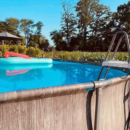 Holiday home Romantische Vakantiewoning Met Weids Uitzicht Maldegem