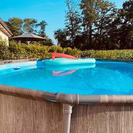 Holiday home Romantische Vakantiewoning Met Weids Uitzicht Maldegem