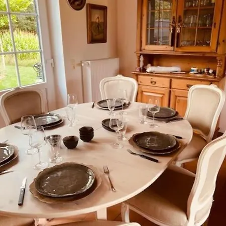 Holiday home Romantische Vakantiewoning Met Weids Uitzicht Maldegem
